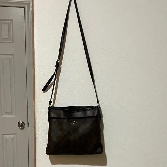 Coach Dark Brown Crossbody Bag - Picture 5 of 7